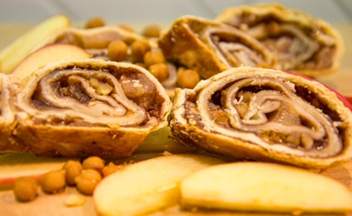 Boot Strudel Oodles of Strudel - The Best Strudel in the United States